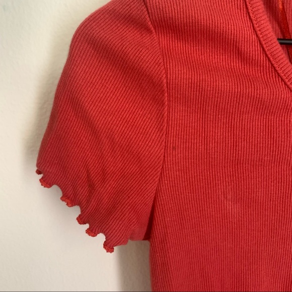 HIPPIE ROSE Tulip Red Americana Knit Crop Top Large - Picture 5 of 14